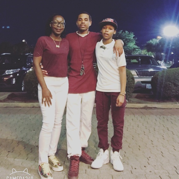 Meet Your Posher - Picture 1 of 4